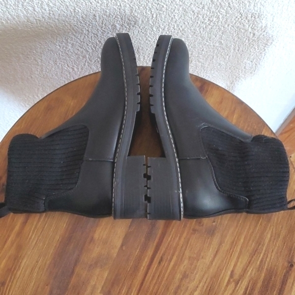 Kensie- Black Boots Slip On Knit upper leather lug Neutral comfort NEW! Sz.7 - Picture 8 of 12